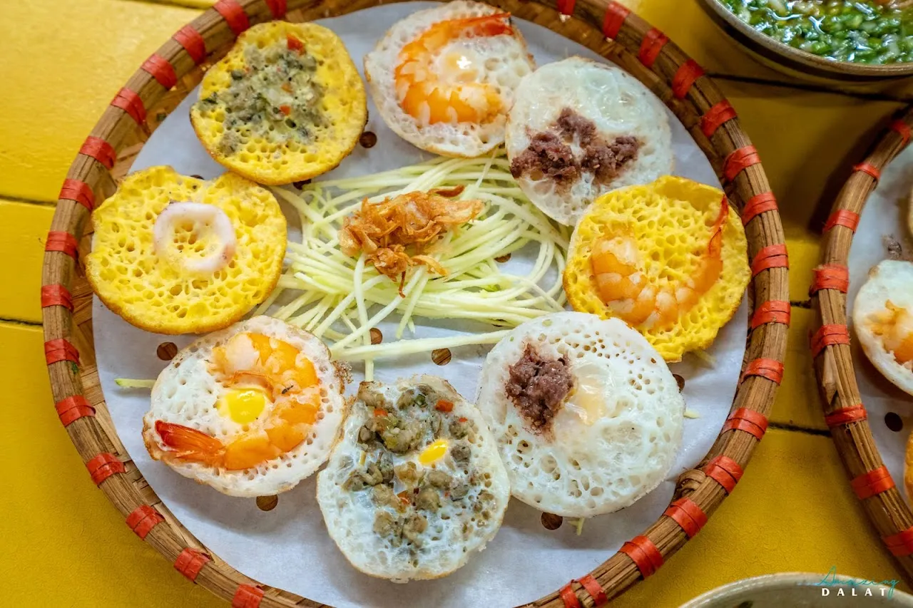 Bánh căn A Cát