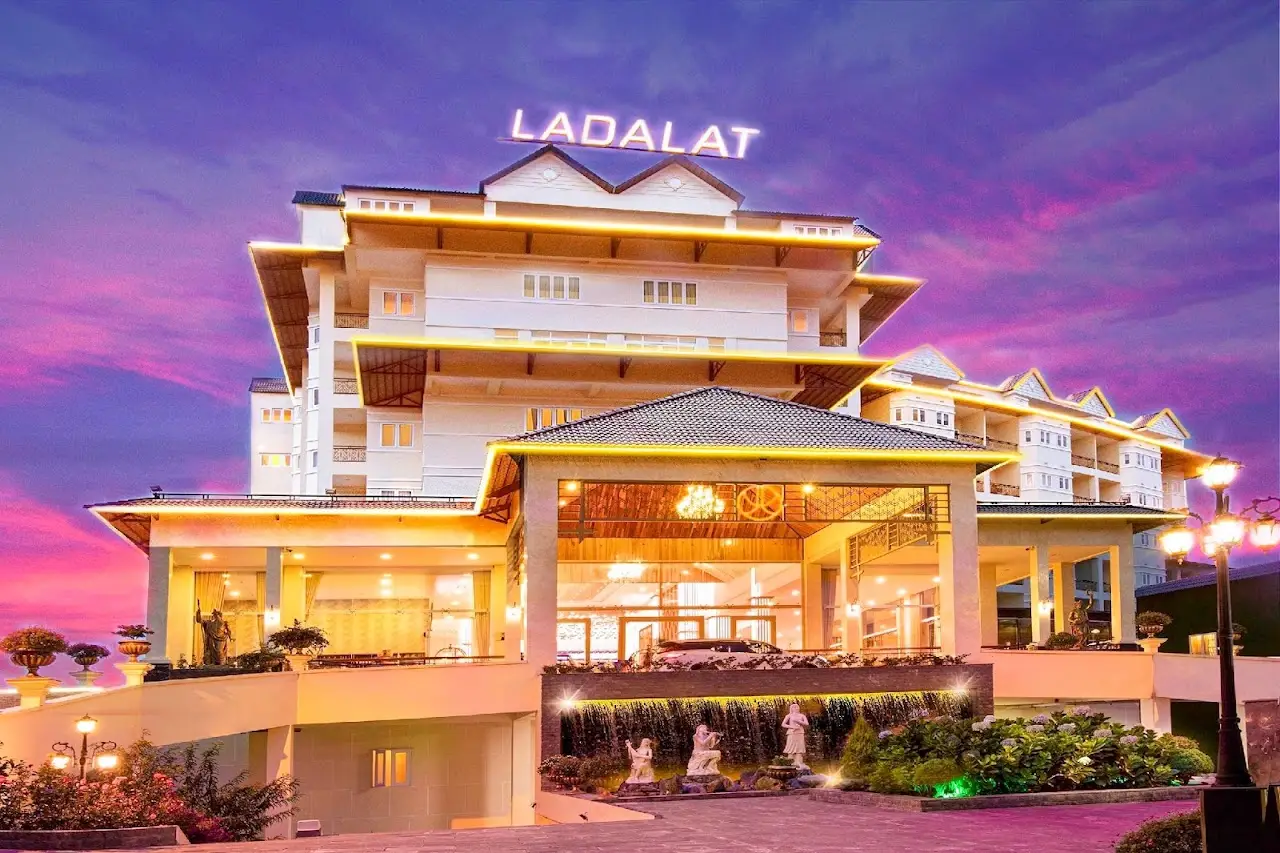 Ladalat Hotel