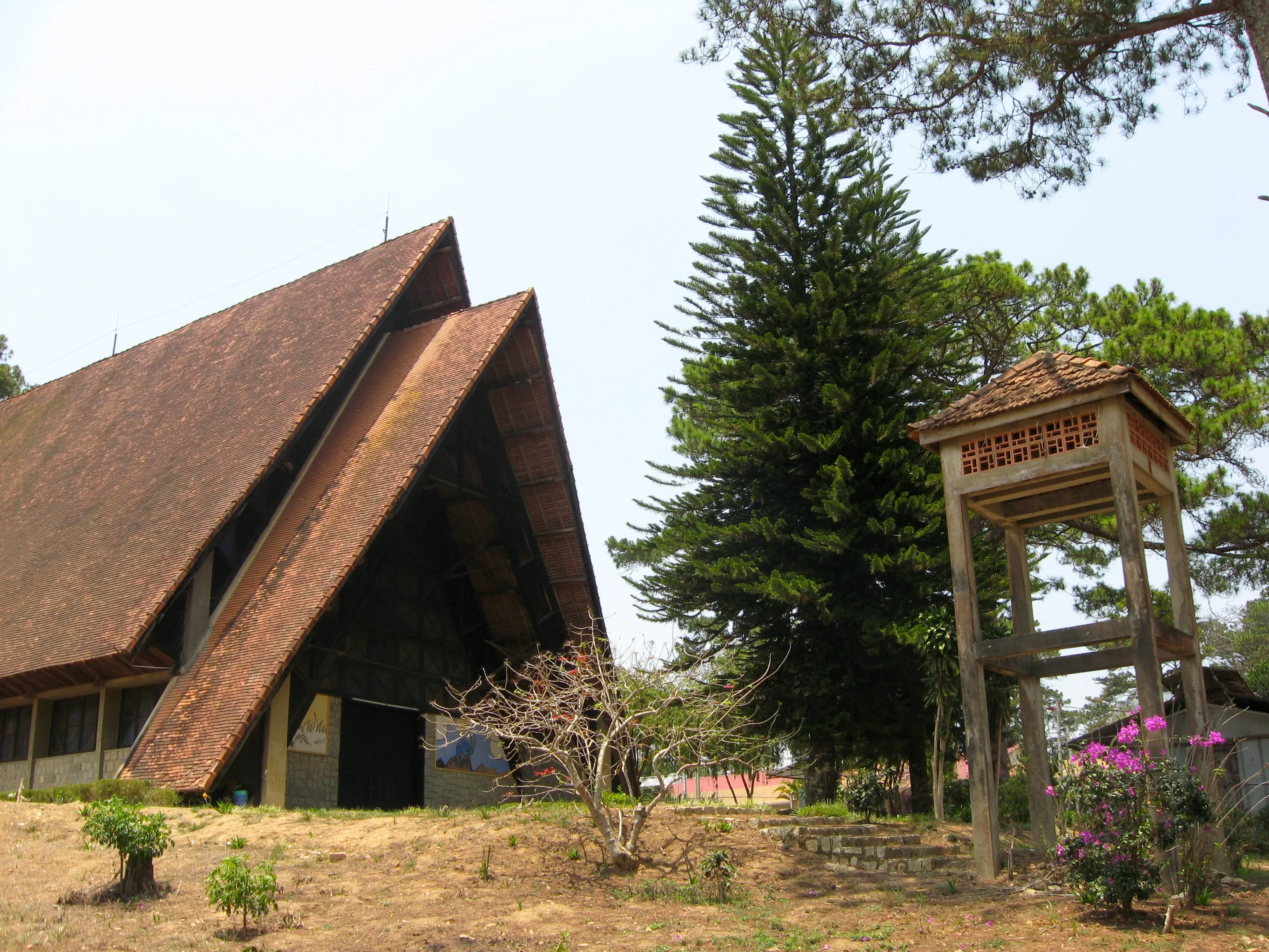Lịch sử hình thành nhà thờ Cam Ly