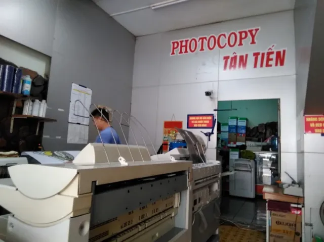 Tiệm photocopy Tân Tiến