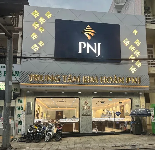 Tiệm bạc PNJ Bảo Lộc